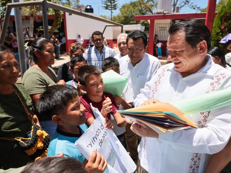 Renacimiento Maya invierte más de 20 mdp en escuelas del sur de Mérida para mejorar la educación y combatir desigualdades.