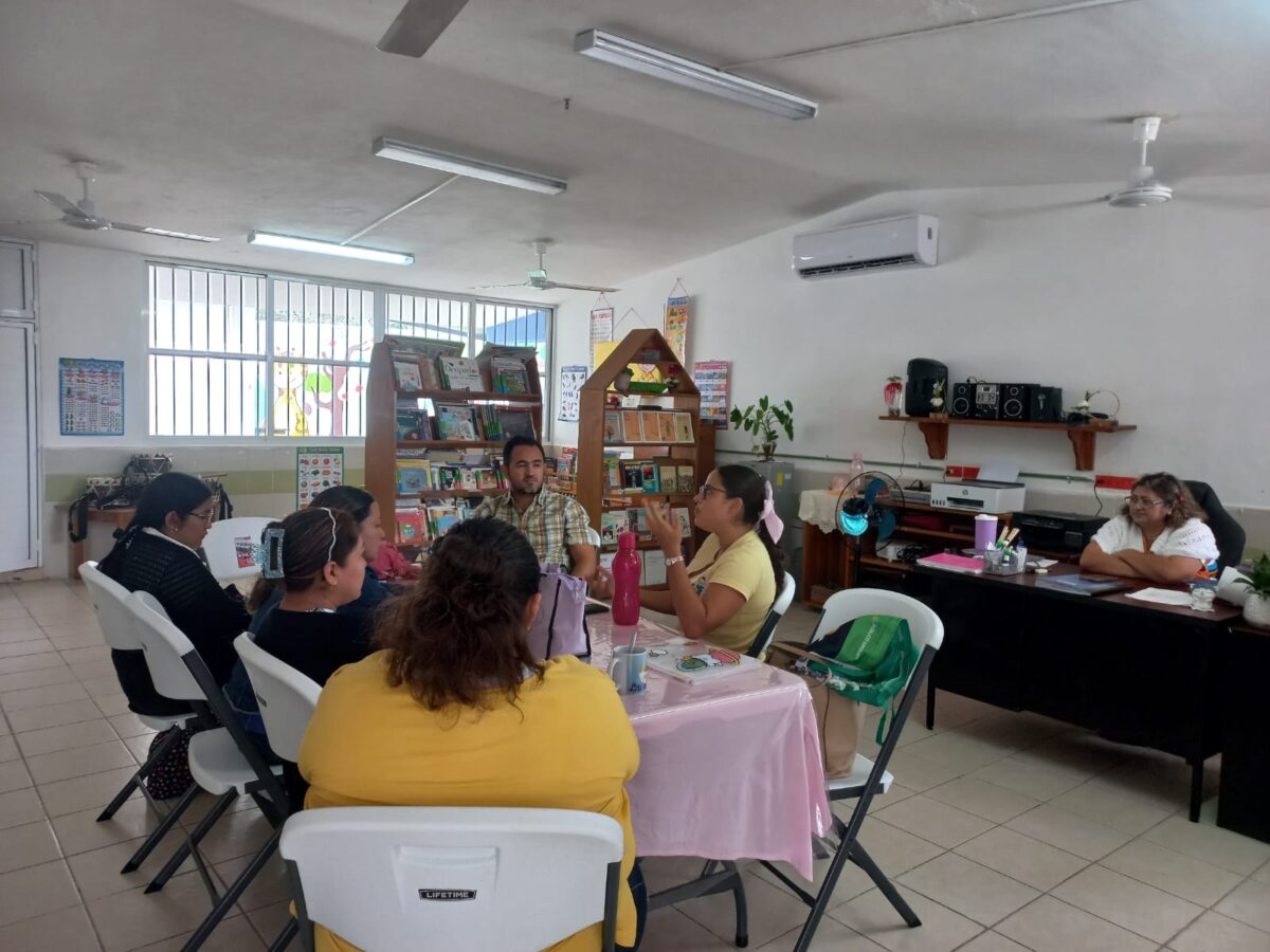 CODHEY promueve la cultura de la paz en Tekit con talleres, conferencias y actividades para más de 2,100 personas.