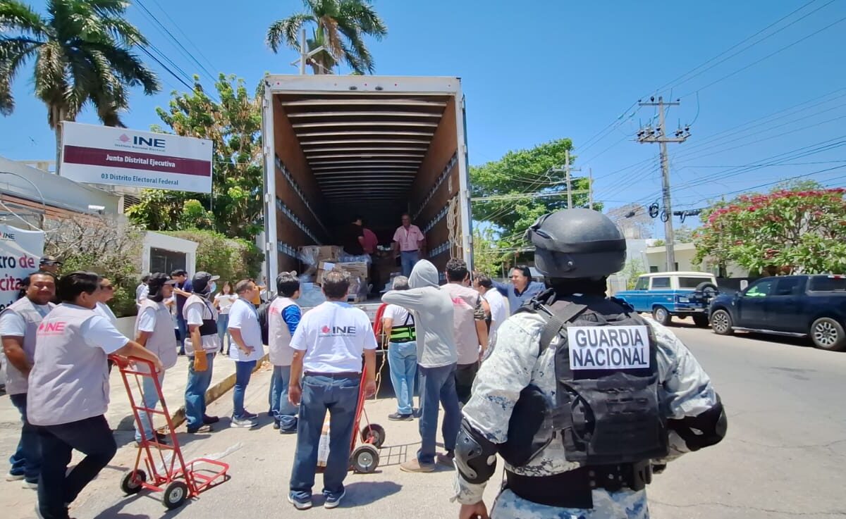INE Yucatán recibe más de 10 millones de boletas para las elecciones judiciales del 1 de junio, distribuidas en seis distritos.