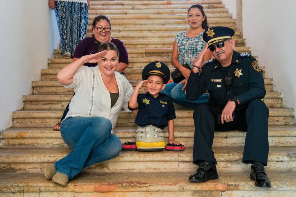 Toma protesta Director de la Policía Municipal de Mérida por un Día