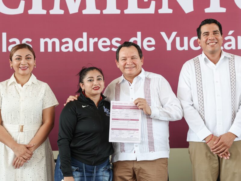 Inician en Mérida las inscripciones al programa Mujeres Renacimiento para apoyar a 15 mil madres autónomas con un ingreso bimestral.