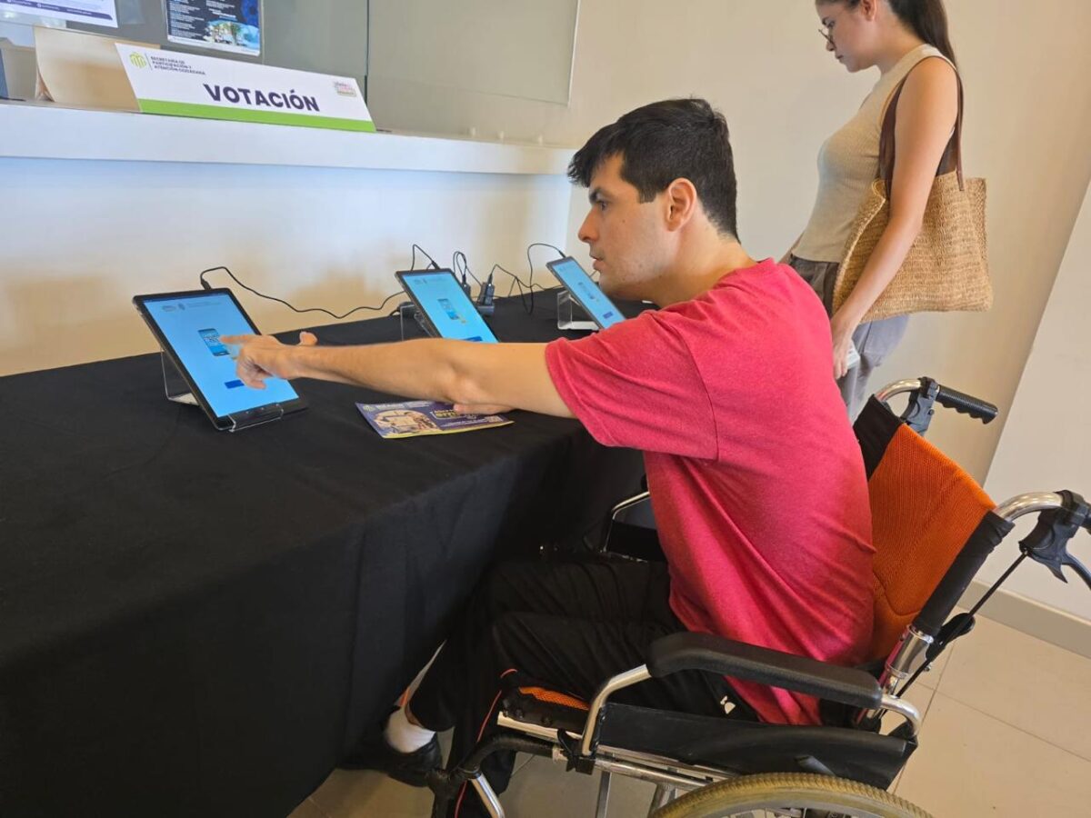 Participación ciudadana en Diseña tu Ciudad Mérida: familias se suman a decidir el futuro de parques y corredores verdes en la capital yucateca.