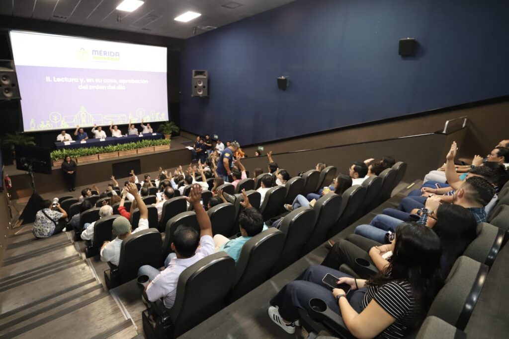 Cecilia Patrón lidera la Primera Sesión del COPLADEM 2025