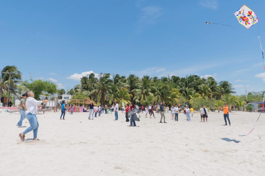 DIF Yucatán realiza encuentro en Celestún para promover la paz y prevenir el acoso escolar en niñas, niños y adolescentes.