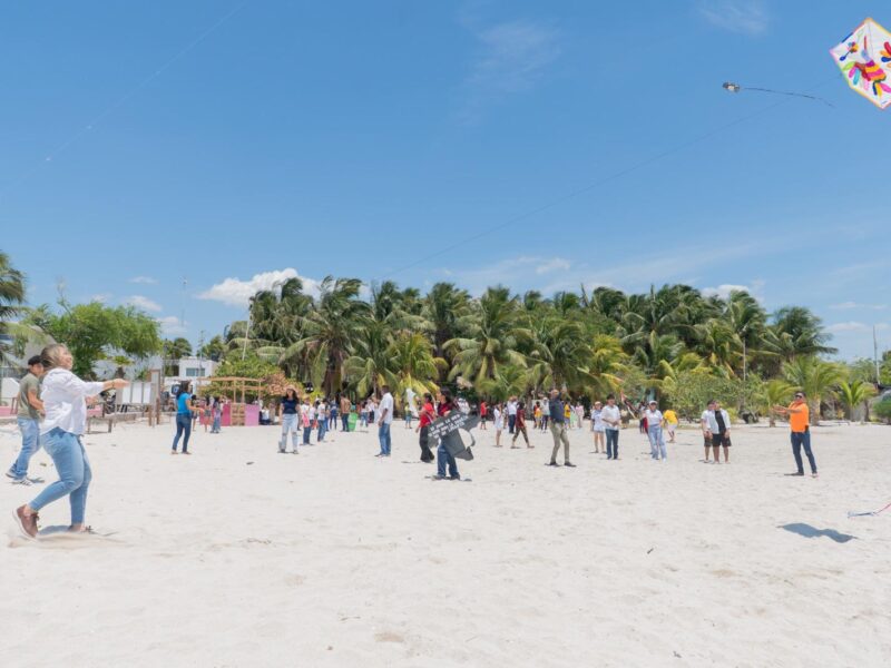DIF Yucatán realiza encuentro en Celestún para promover la paz y prevenir el acoso escolar en niñas, niños y adolescentes.