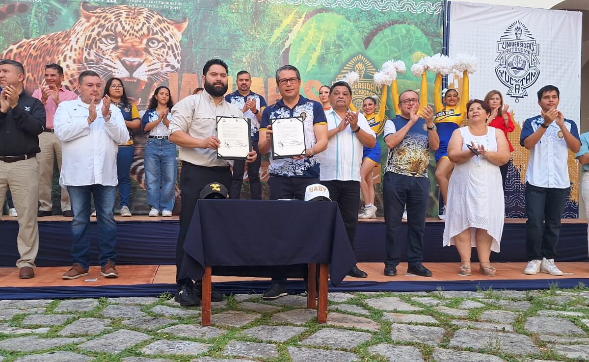 La UADY y los Leones de Yucatán firman un convenio UADY Leones de Yucatán para impulsar el deporte y la educación en la región.