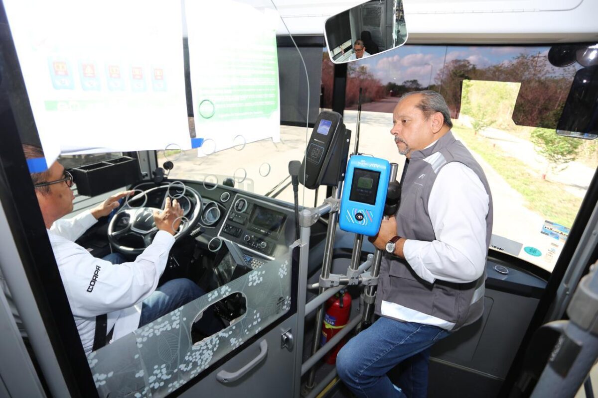 La Agencia de Transporte de Yucatán optimiza 22 rutas del Sistema Va y Ven con baja ocupación para mejorar la movilidad.