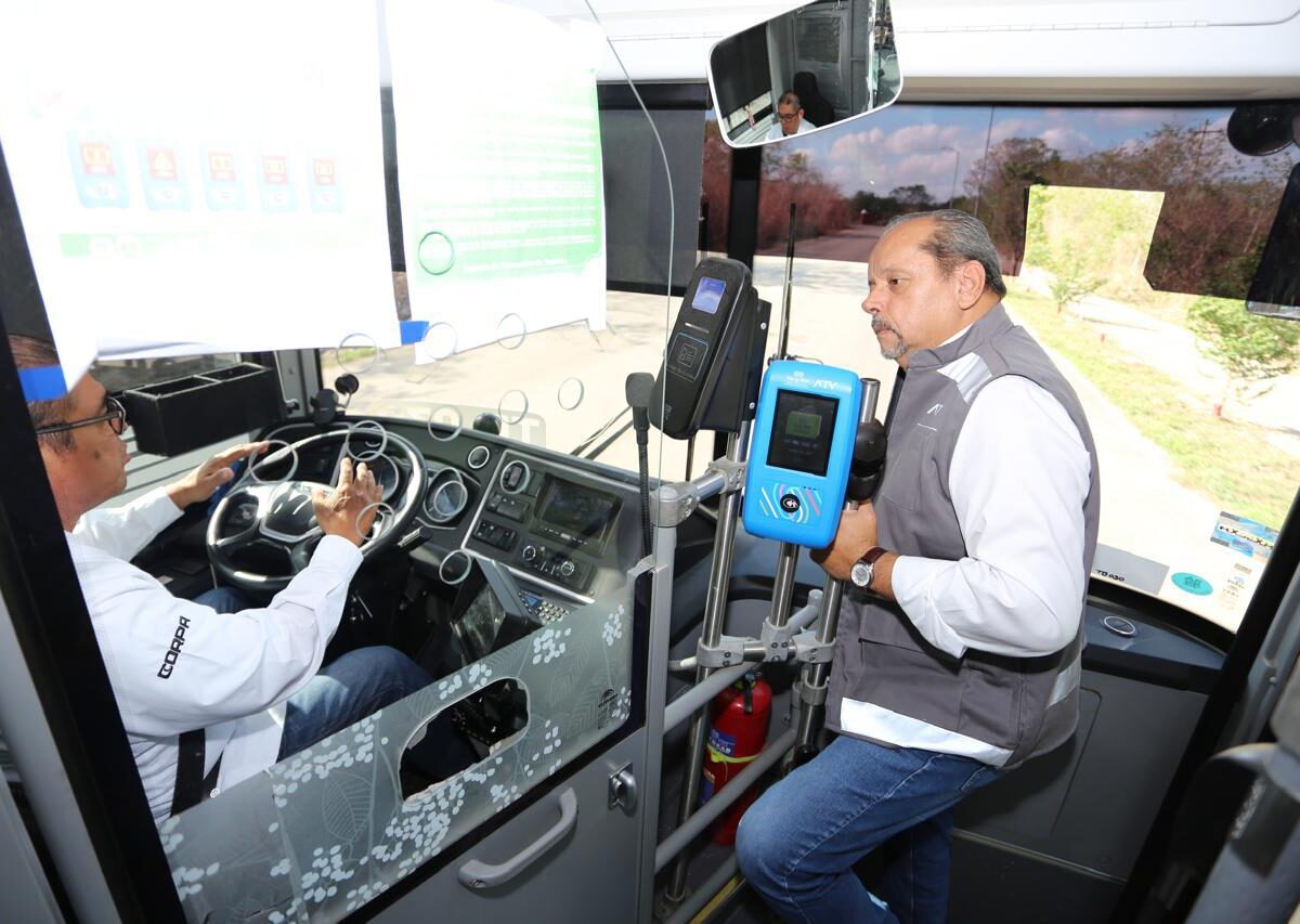 La Agencia de Transporte de Yucatán optimiza 22 rutas del Sistema Va y Ven con baja ocupación para mejorar la movilidad.