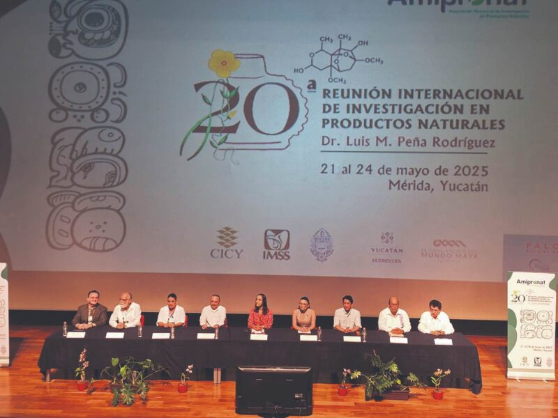 Mérida impulsa productos naturales en congreso científico con expertos de 5 países y 24 estados, promoviendo ciencia sustentable.