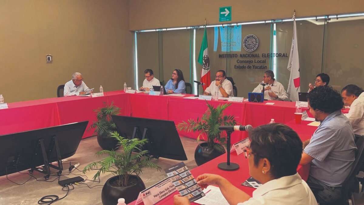 INE investiga distribución de acordeones en votaciones, aunque portar uno propio no es delito si no proviene de un tercero.