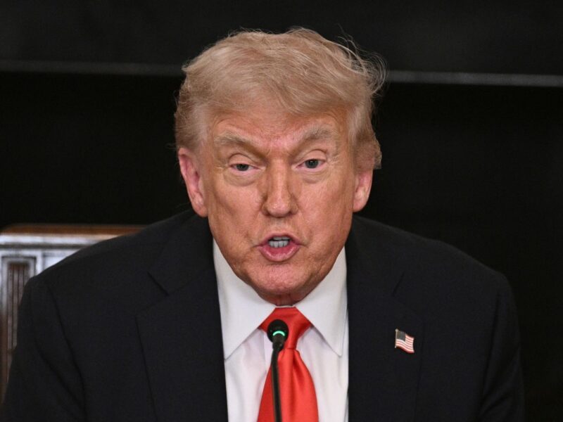 Elon Musk anuncia que desmantelará la nave Dragon tras amenaza de Trump. Estalla conflicto por el presupuesto.