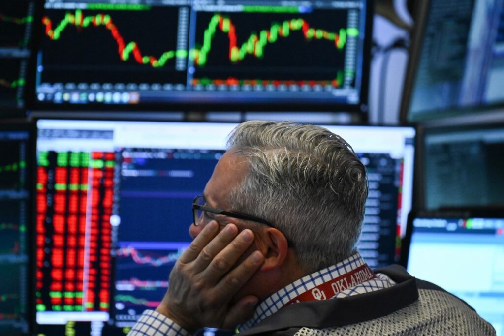 Wall Street cierra en rojo por conflicto entre Israel e Irán