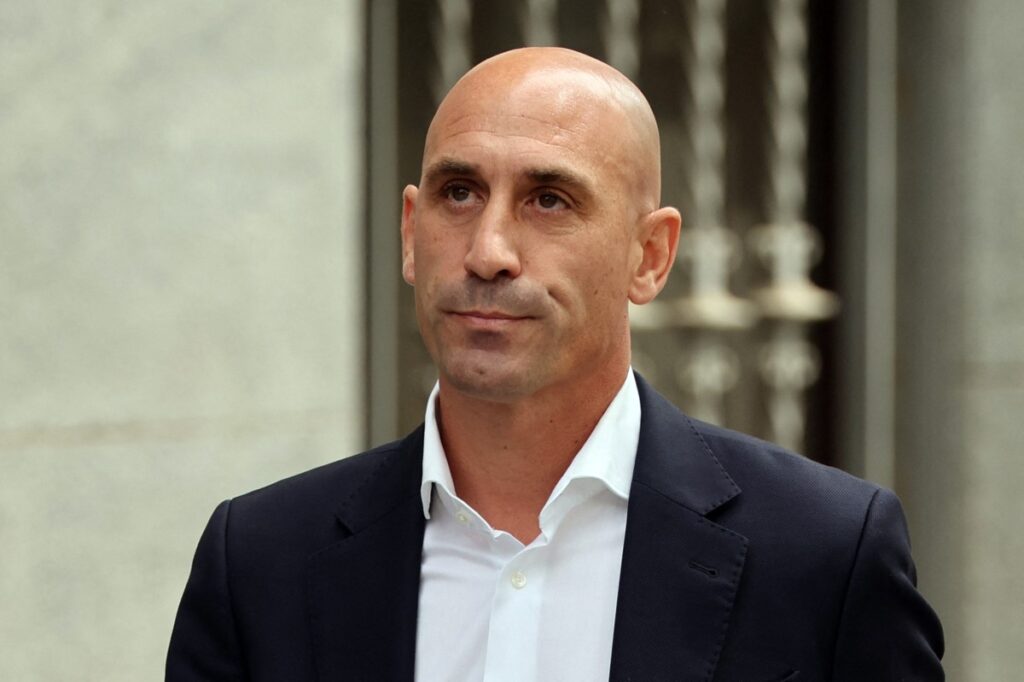 Tribunal español confirma condena a Luis Rubiales por agresión sexual