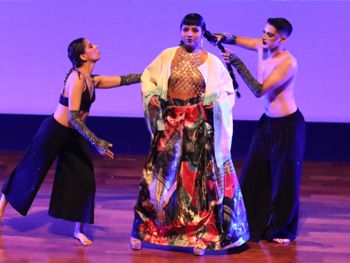 Sedeculta y UTM celebran la diversidad sexual en Mérida con la pasarela “Súusut iik’”, homenaje textil al orgullo y la cultura maya queer.