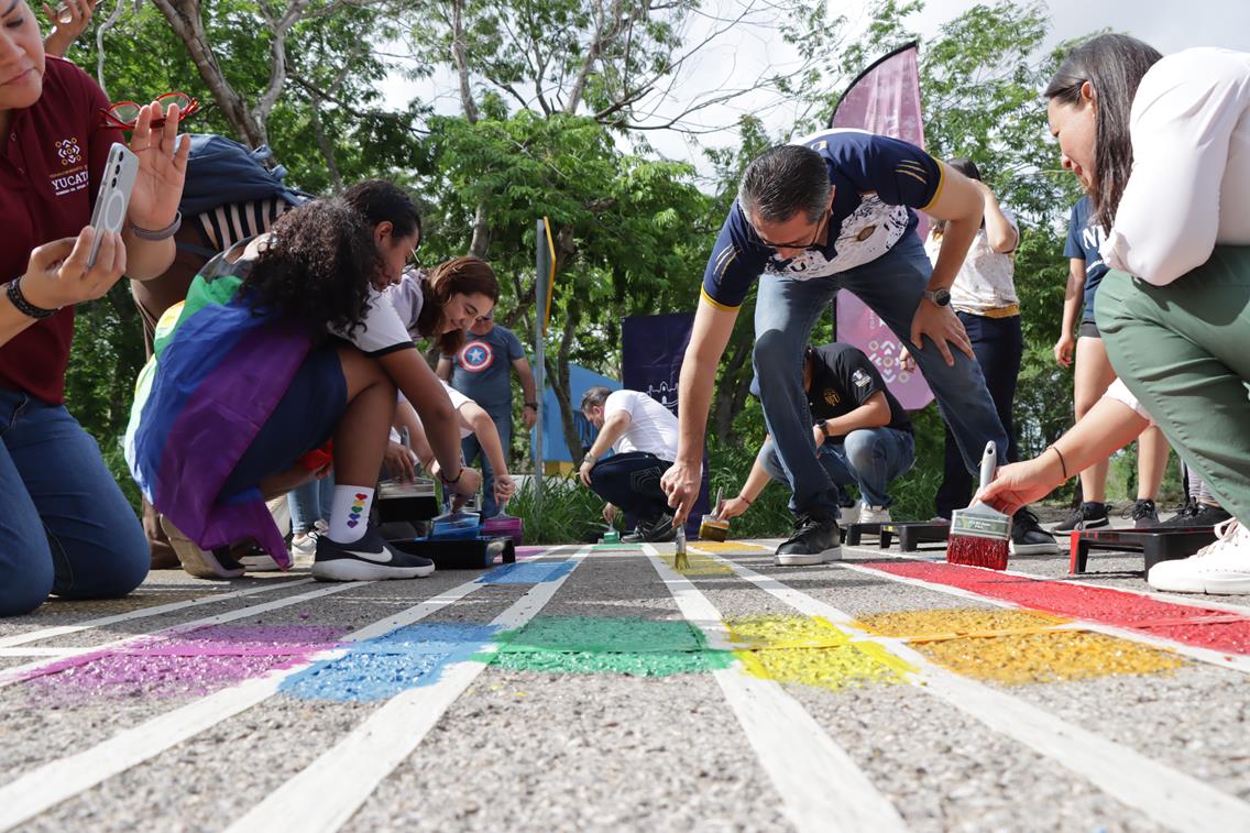 “Dale color a tu campus”: jornada en UADY fomenta diversidad, cultura vial y movilidad segura con participación estudiantil y autoridades.