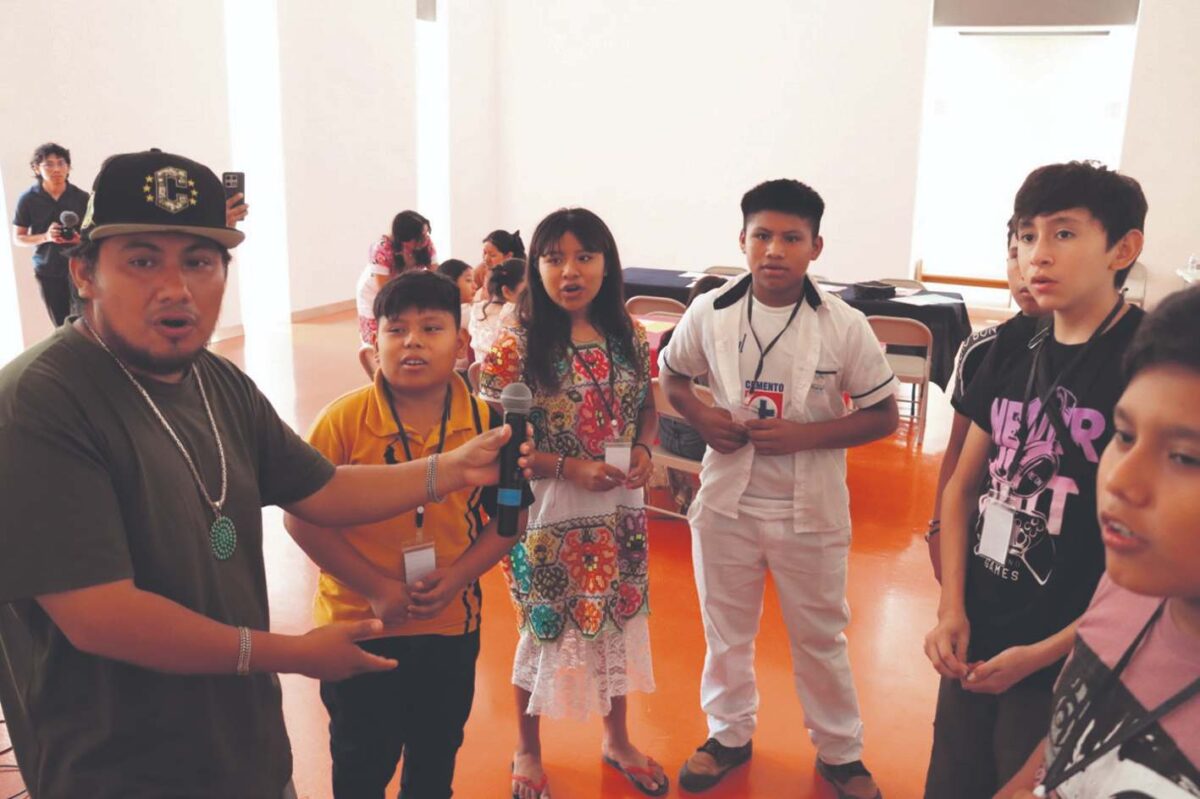 Promueven el uso del maya entre niñas y niños con talleres de arte y juegos. Lengua y cultura maya en infancias de Yucatán.