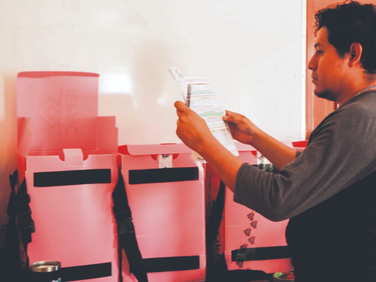 Elecciones judiciales en Yucatán generan contraste de opiniones entre diputados; acusan simulación y manipulación del voto.