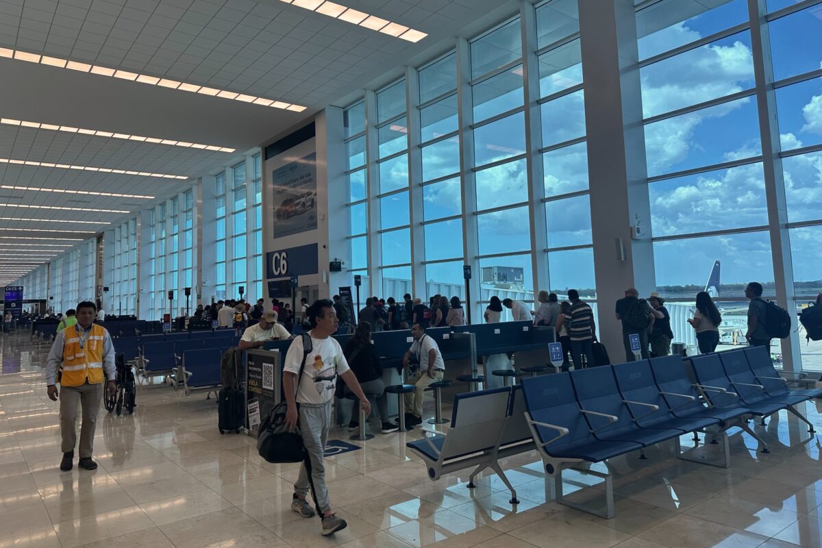 Yucatán fortalece su conectividad aérea y turística al recibir 1.2 millones de pasajeros en 2025. Conectividad aérea en Yucatán.