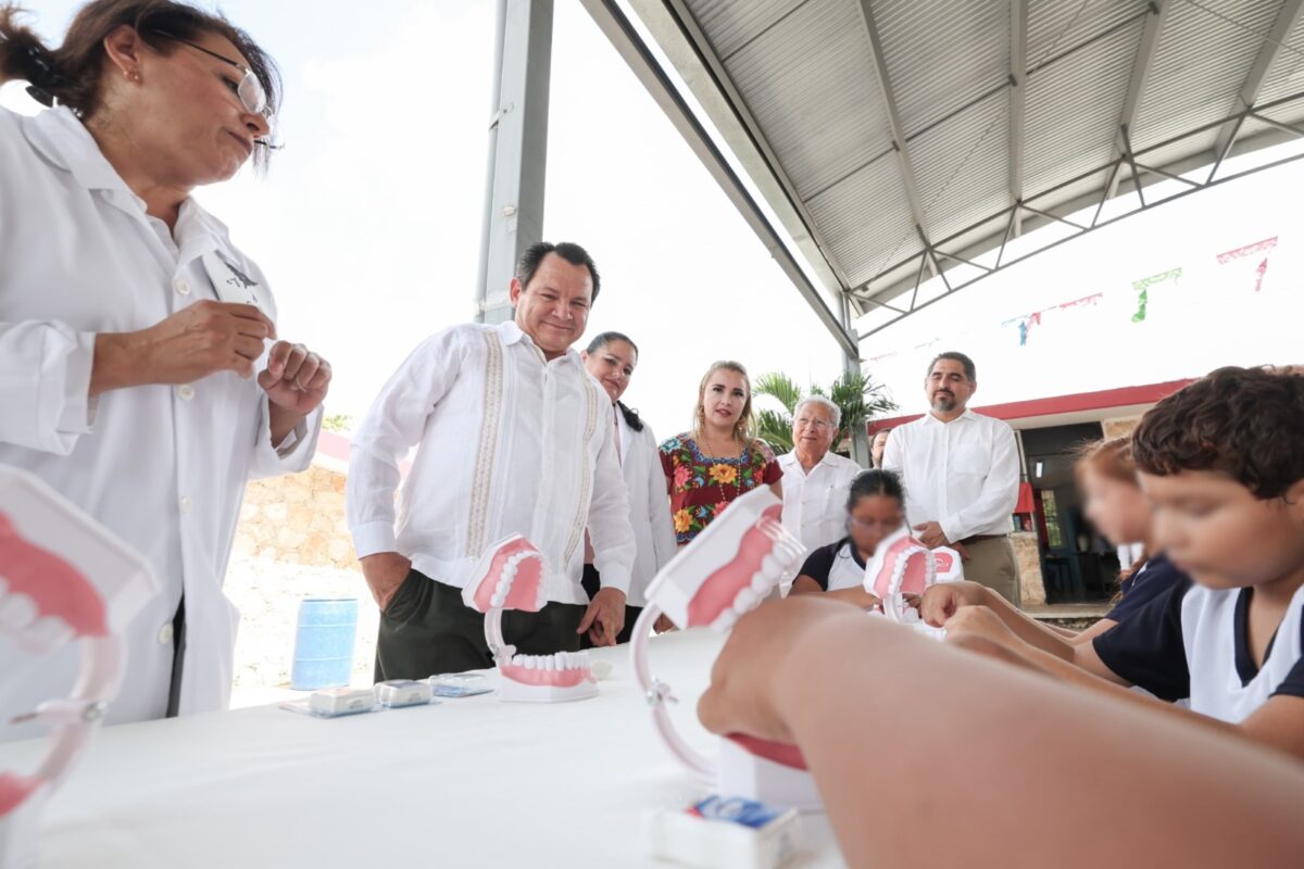 El Programa Estatal de Salud Bucal Infantil busca prevenir enfermedades dentales en más de 250 mil niñas y niños de Yucatán.