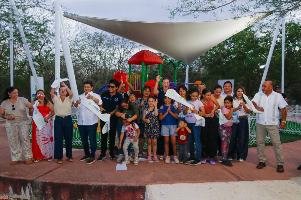 Cecilia Patrón entrega remodelación del Parque Anikabil