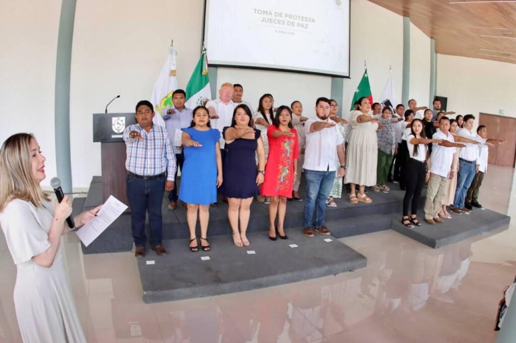 Nombran a Jueces de Paz en 30 municipios de Yucatán