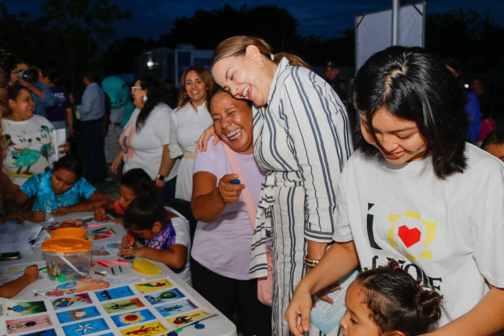 Cecilia Patrón impulsa espacios de apoyo para mujeres