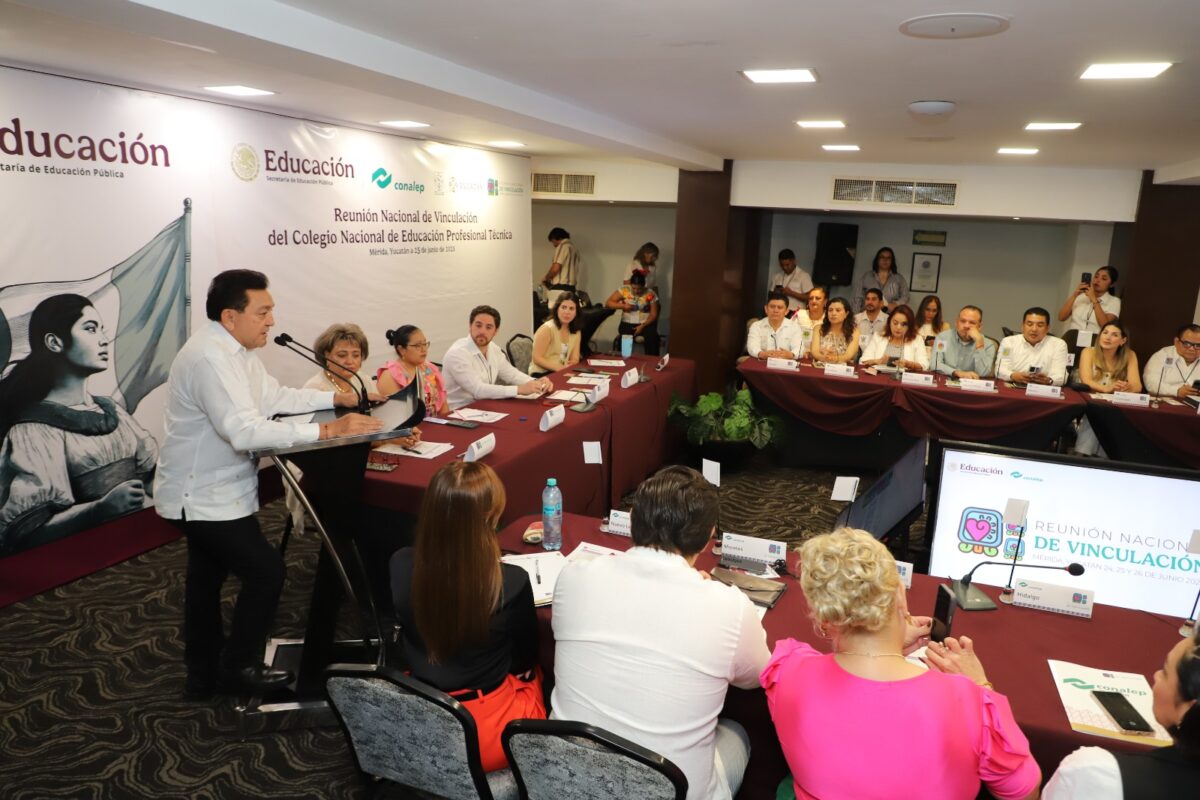 Conalep Yucatán inaugura laboratorio de climatización con apoyo de empresas. Impulsan formación de alumnos en refrigeración.