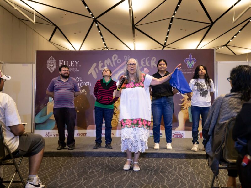 Julieta Fierro ofrecerá conferencia en Mérida para divulgar la ciencia de forma accesible y humana, evento gratuito el 1 de julio.