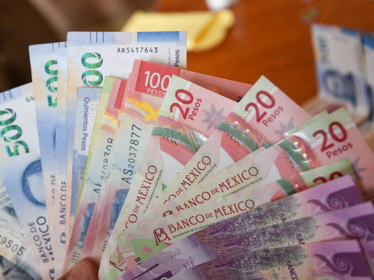 Slim encabeza lista de empresarios mexicanos más ricos