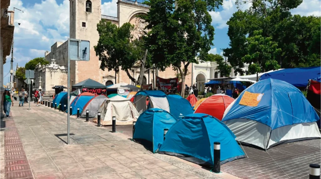 Maestros de la CNTE alistan más protestas