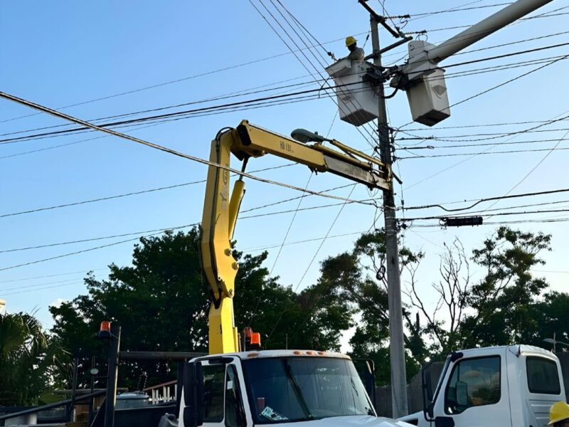 Mejora del suministro eléctrico en la costa de Yucatán: CFE conectará nueva subestación y realizará ajustes en la distribución.