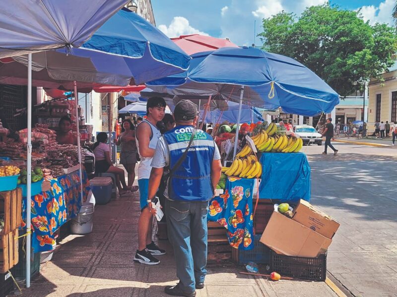 El Ayuntamiento de Mérida intensifica operativos contra el ambulantaje para recuperar espacios públicos y garantizar el orden en la ciudad.