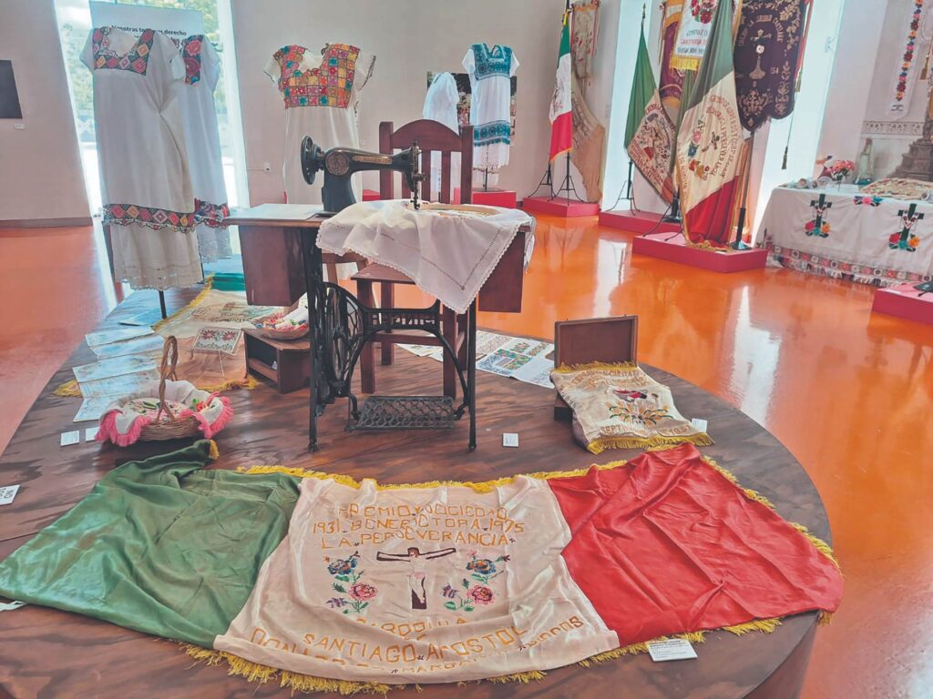 Manual de Rescate del Bordado Maya impulsa la salvaguarda y profesionalización del arte textil tradicional en Yucatán y todo México.