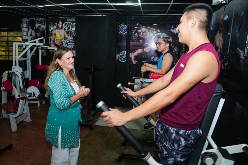 Cecilia Patrón fortalece talentos de Mérida con “Emprendo Contigo”