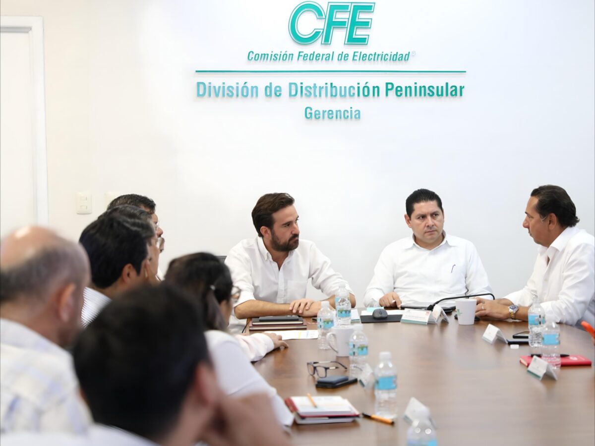 Gobierno de Yucatán y CFE inician mesas de trabajo para mejorar el suministro eléctrico y atender necesidades del sector empresarial y social.