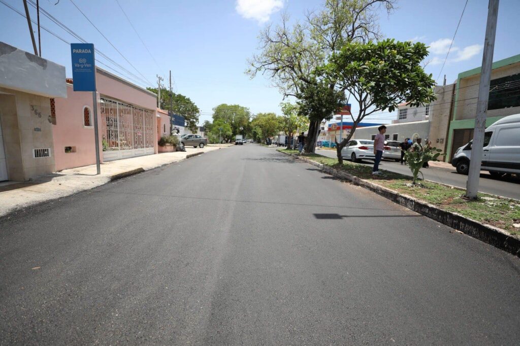 Supervisa Cecilia Patrón el operativo Calle por Calle en el poniente de la ciudad