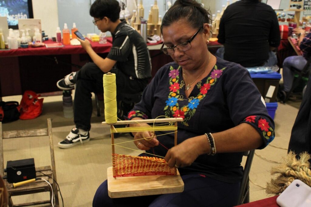 Inicia el Bazar Artesanal de Verano 2025 en el Siglo XXI