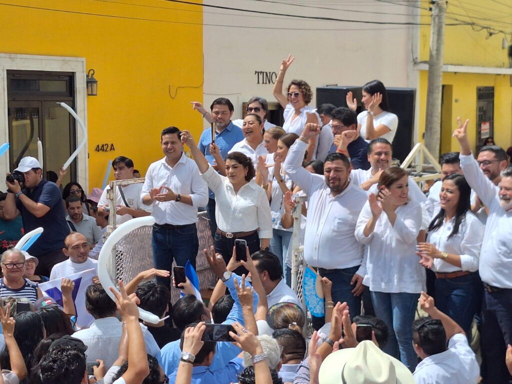 Brenda Ruz se registra como candidata a liderar el PAN Mérida