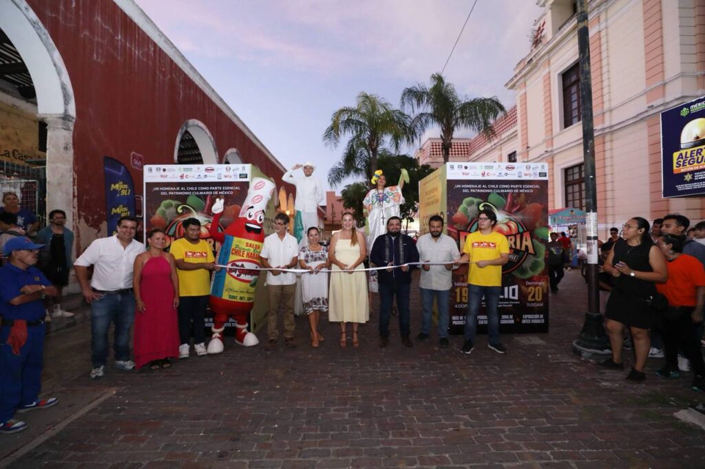 Inauguran la Feria del Chile Habanero en Mérida