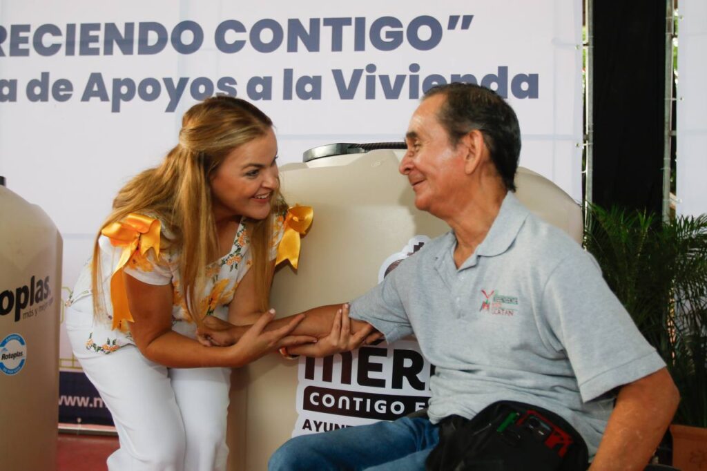 Cecilia Patrón fortalece viviendas en San José Tecoh