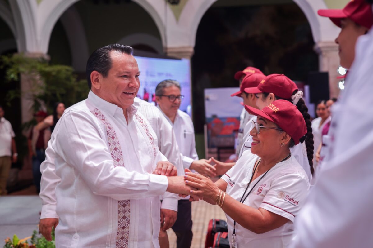 Firman convenio “Salud casa por casa” en Yucatán para brindar atención médica preventiva y gratuita hasta los hogares.