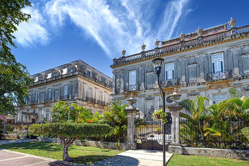 5 lugares que debes visitar en Paseo de Montejo de Mérida
