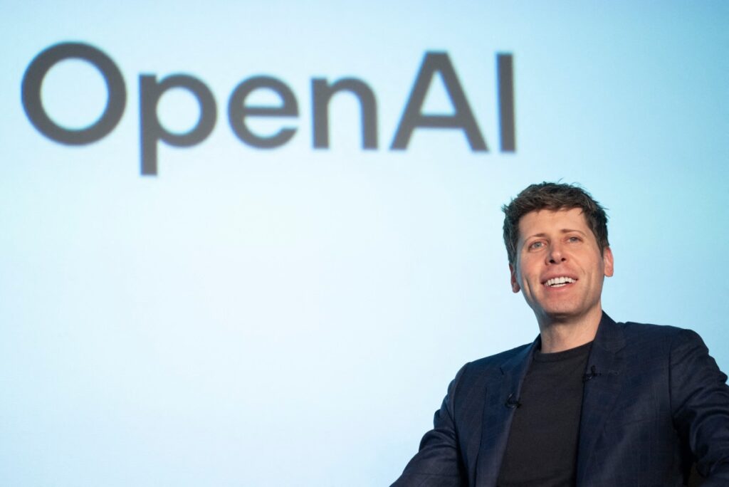 OpenAI lanza ChatGPT-5: IA más rápida e inteligente gratis para usuarios