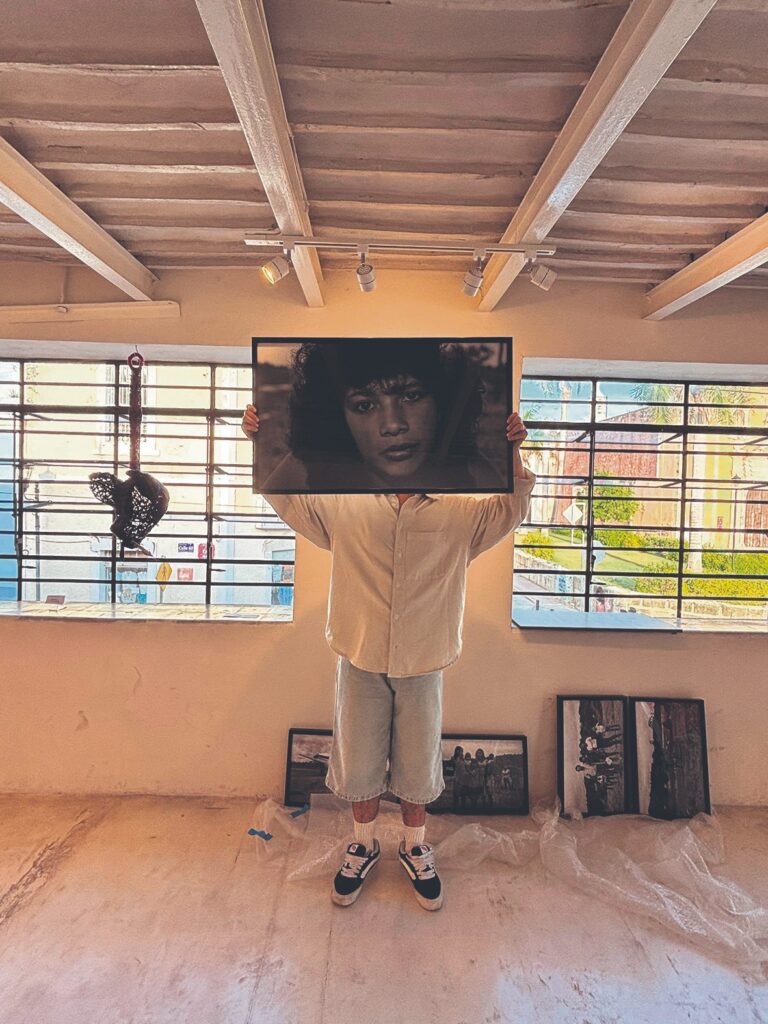 Exposición de Farid Rivero revive recuerdos perdidos