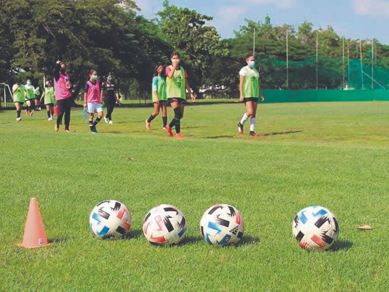Unidad Deportiva Kukulkán en Mérida recibe hasta 5 mil personas los fines de semana gracias a su política de puertas abiertas.