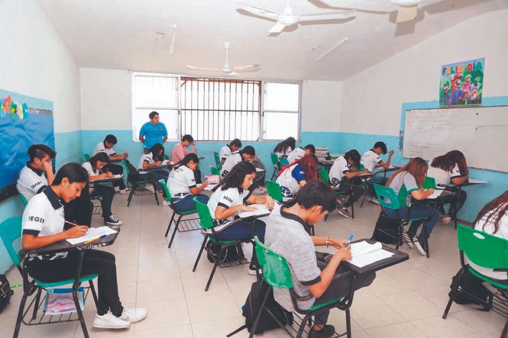 Arranca en septiembre la Universidad “Rosario Castellanos” en Kanasín