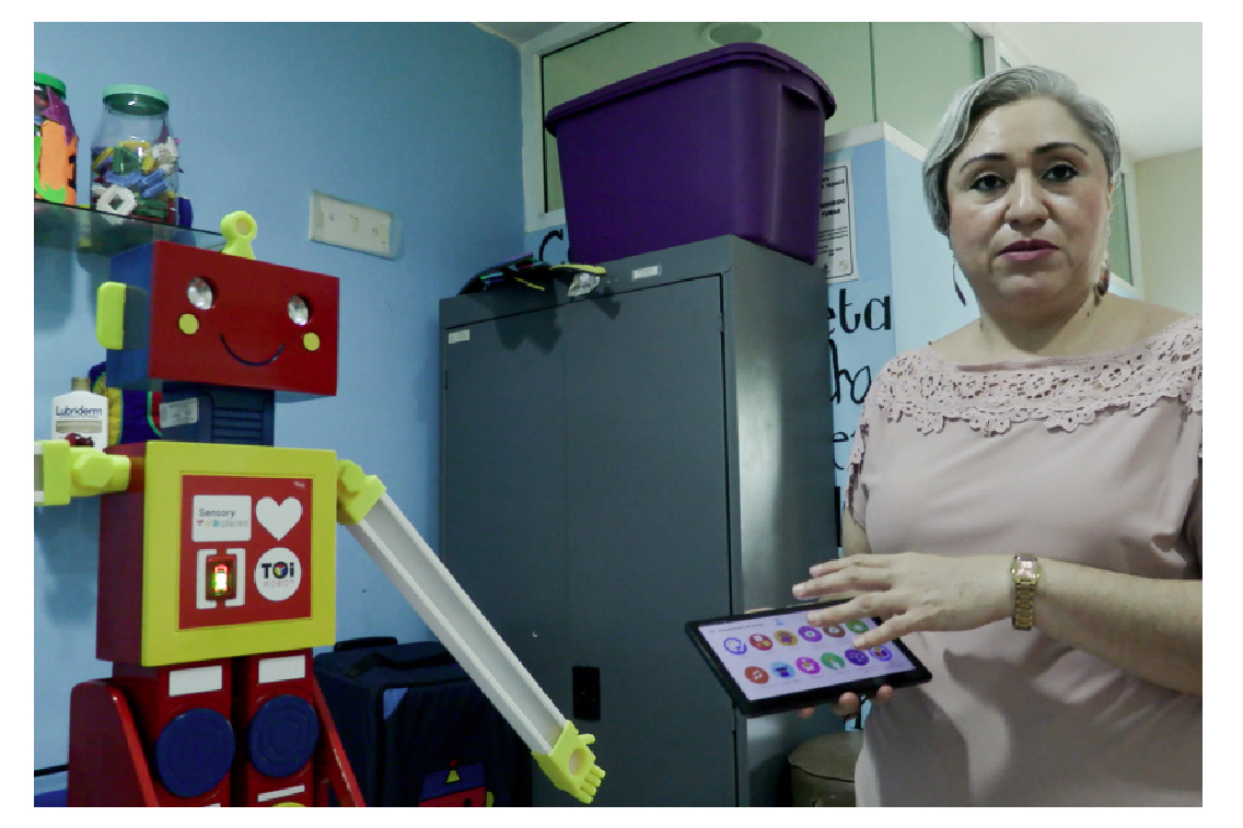 UADY implementa TOi Robot® en terapias infantiles, combinando tecnología, juego y accesibilidad en lengua maya.
