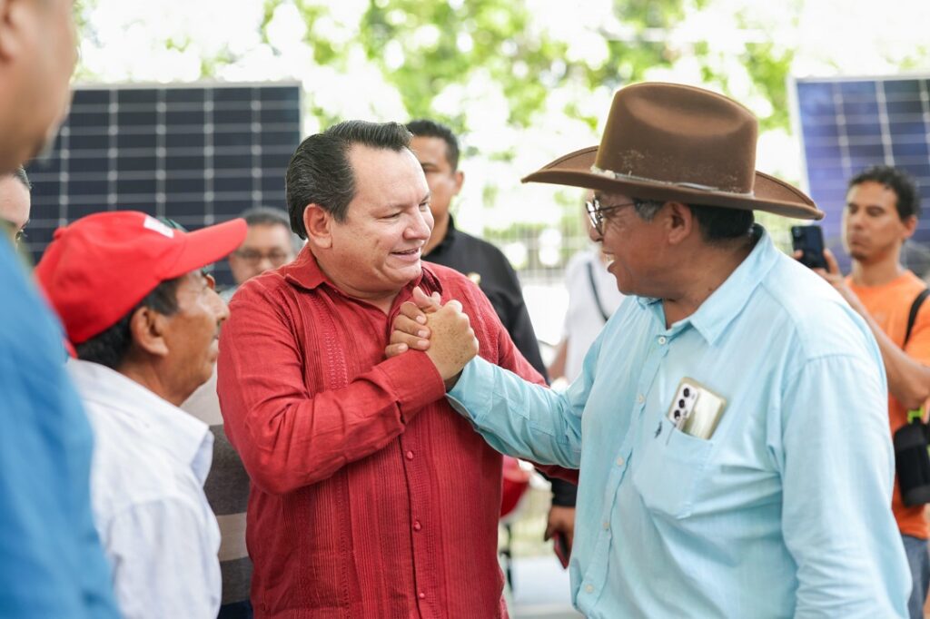 Yucatán impulsa la apicultura con entrega de más de 3,400 insumos en Umán