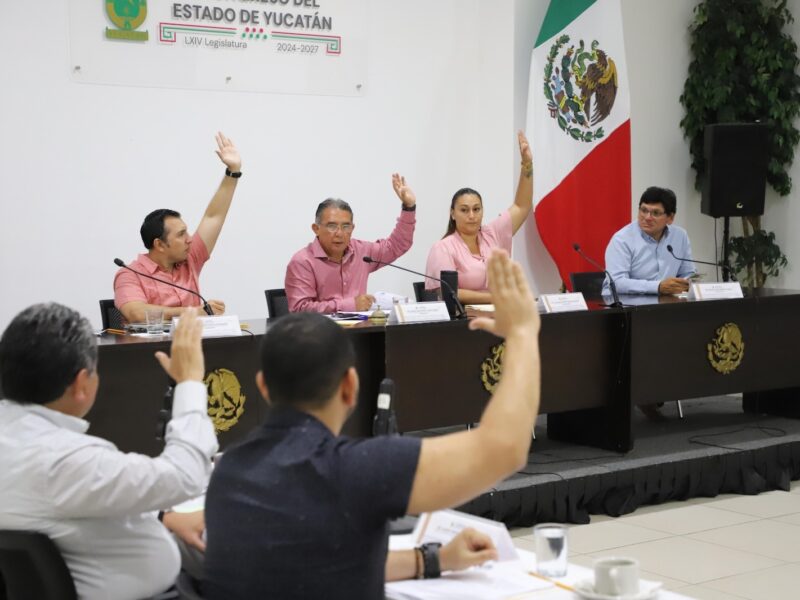 Comisiones del Congreso de Yucatán aprueban reformas clave en Ley de Archivos, Constitución y Ley Orgánica del Poder Judicial.