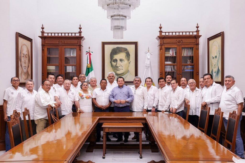 Gobierno de Yucatán y FUTV fortalecen coordinación en transporte público